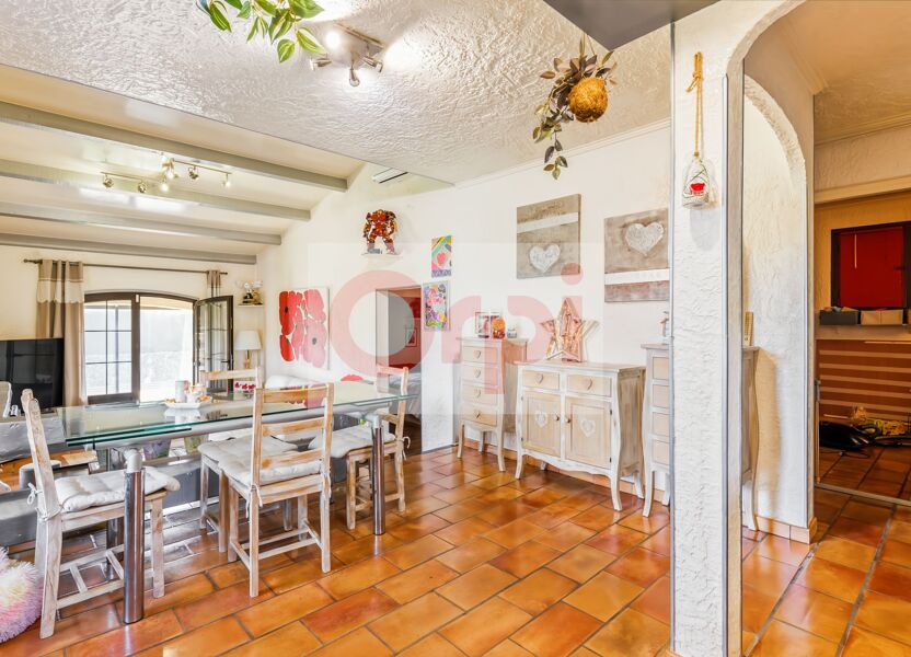 Maison T4 Saint-Laurent-Du-Var — vue 7