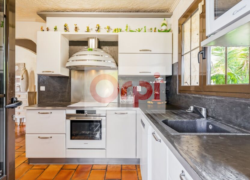 Maison T4 Saint-Laurent-Du-Var — vue 12